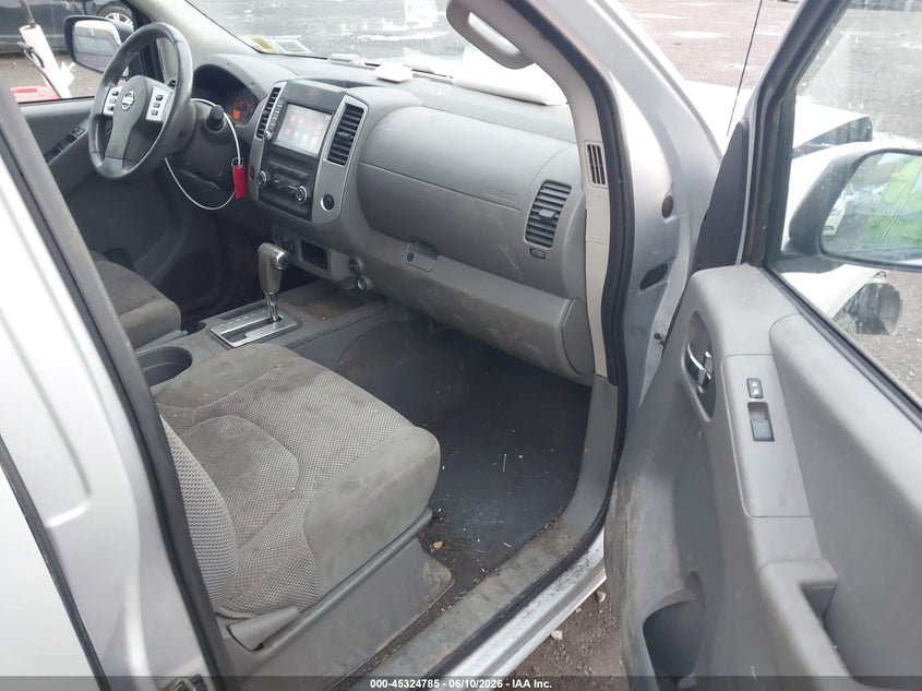 2019 NISSAN FRONTIER auction photo 5