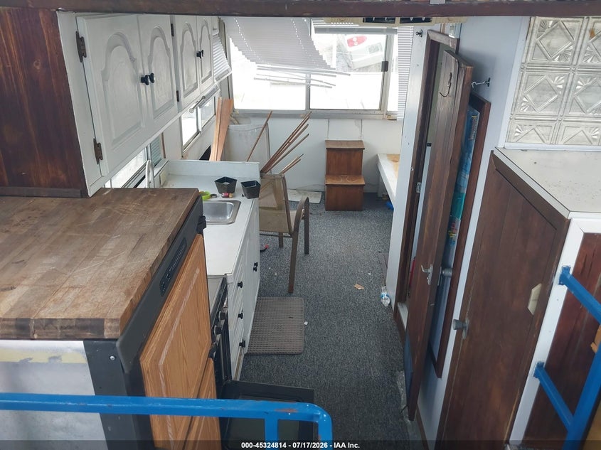 1973 NAUTALINE HOUSE BOAT auction photo 8