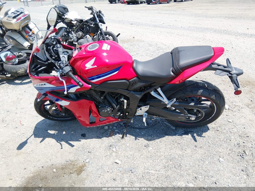 2026 Honda Cbr650 R VIN: MLHRH155XT5201161 Lot: 45324886
