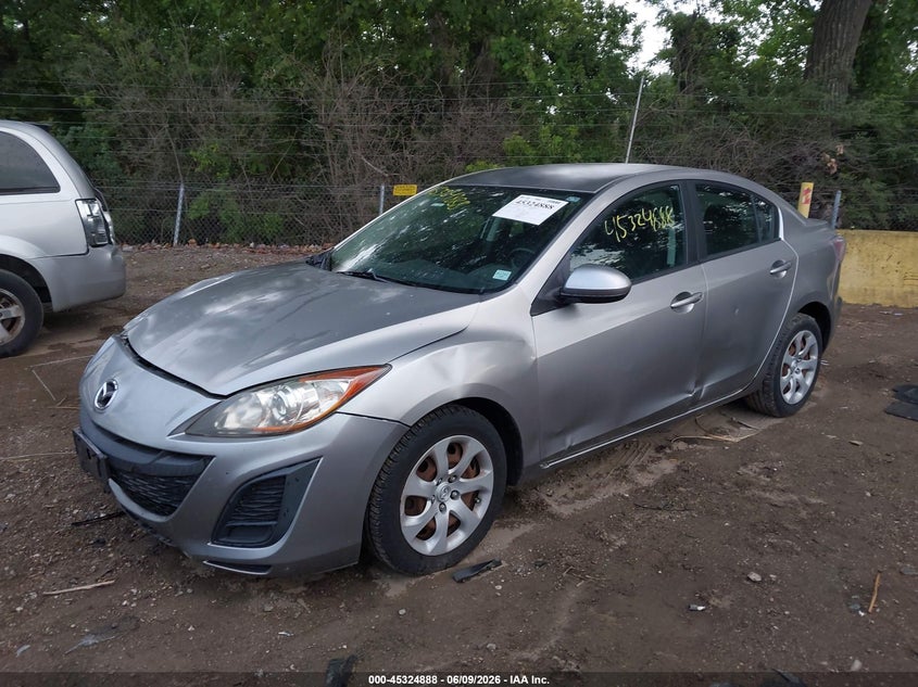 Vin: jm1bl1uf9b1369540, lot: 45822821, mazda mazda3 i sport 20112