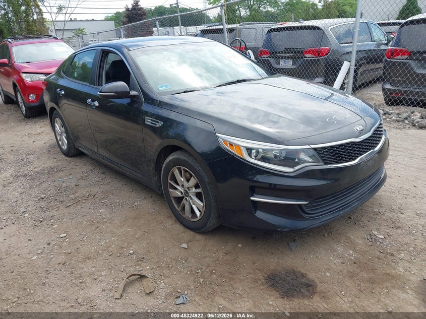 Vin: 5xxgt4l34hg143580, lot: 45822855, kia optima lx 2017 img_1