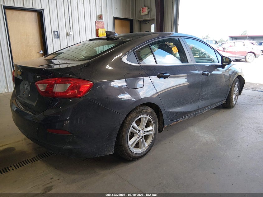2017 CHEVROLET CRUZE auction photo 4