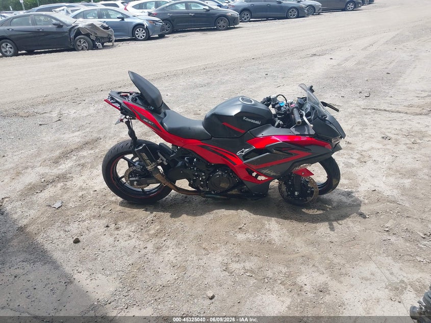 KAWASAKI EX500 2025