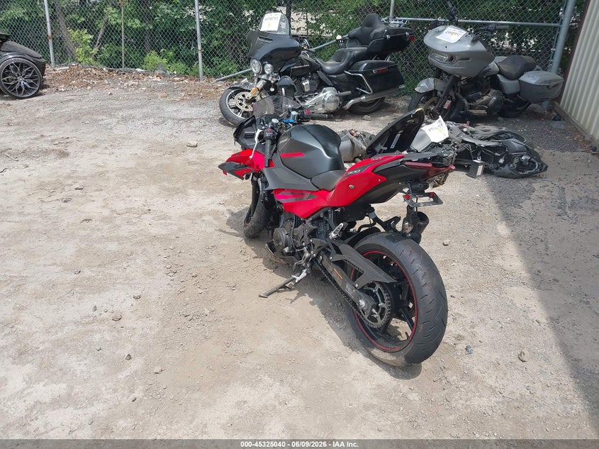 2025 KAWASAKI EX500 auction photo 3