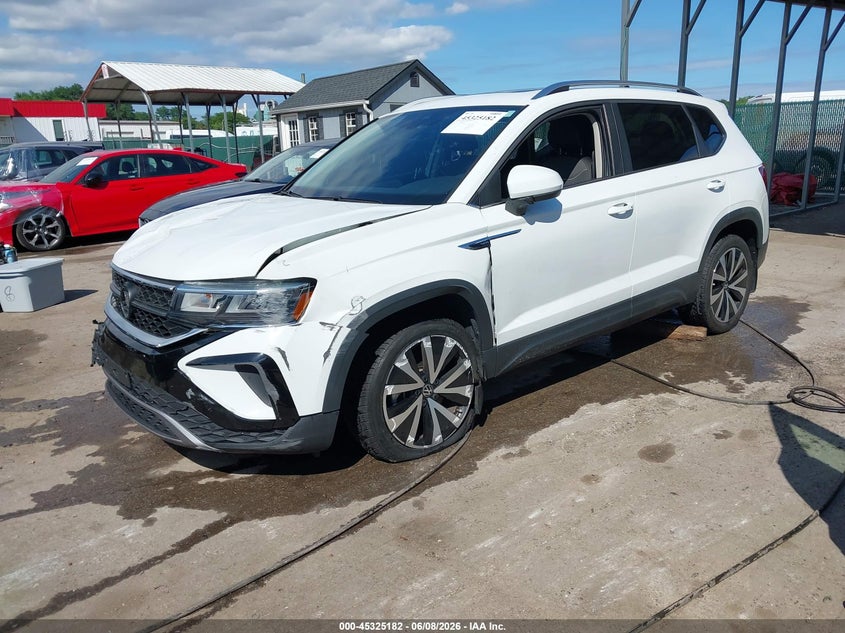 2023 VOLKSWAGEN TAOS auction photo 2