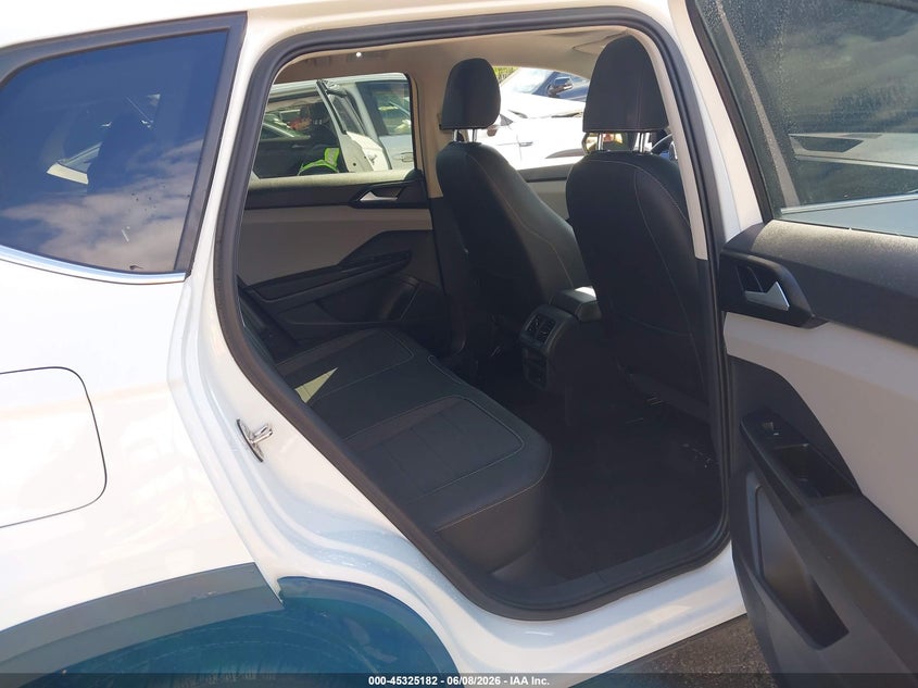 2023 VOLKSWAGEN TAOS auction photo 8