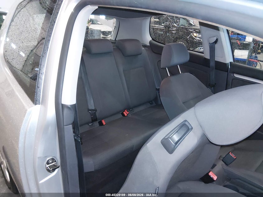 2009 VOLKSWAGEN RABBIT auction photo 8
