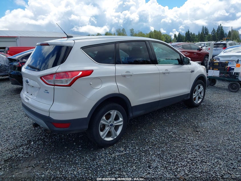 Vin: 1fmcu9g95guc63352, lot: 45823129, ford escape se 20164