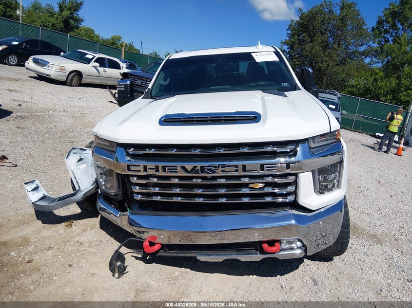 2021 CHEVROLET SILVERADO 2500HD 4WD STANDARD BED LTZ — Photo 11