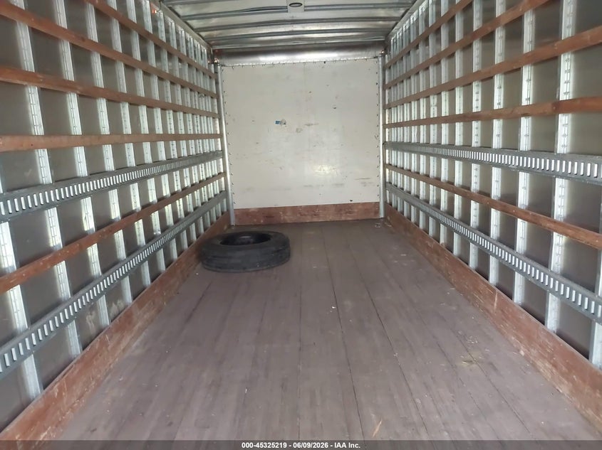 2020 INTERNATIONAL MV auction photo 6