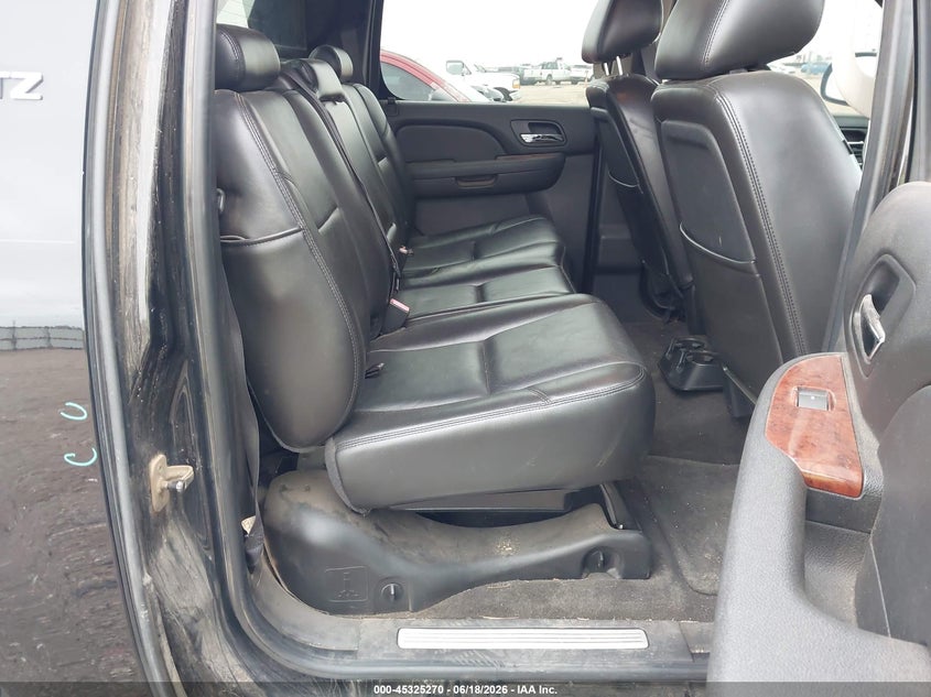 2011 Chevrolet Avalanche 1500 Ltz VIN: 3GNTKGE3XBG347327 Lot: 45325270