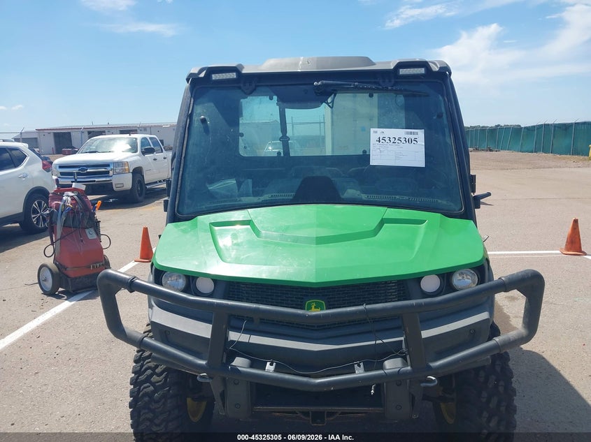 2023 JOHN DEERE GATOR XUV835M(VIN: 1M0835MDCPM062146