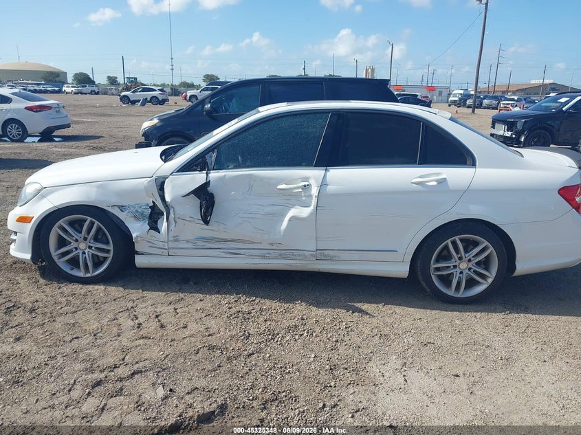 2013 Mercedes-Benz C 300 Sport 4Matic VIN: WDDGF8AB9DR281556 Lot: 45325348