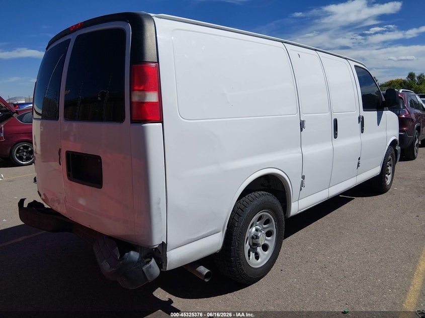 2010 CHEVROLET EXPRESS 1500 auction photo 4