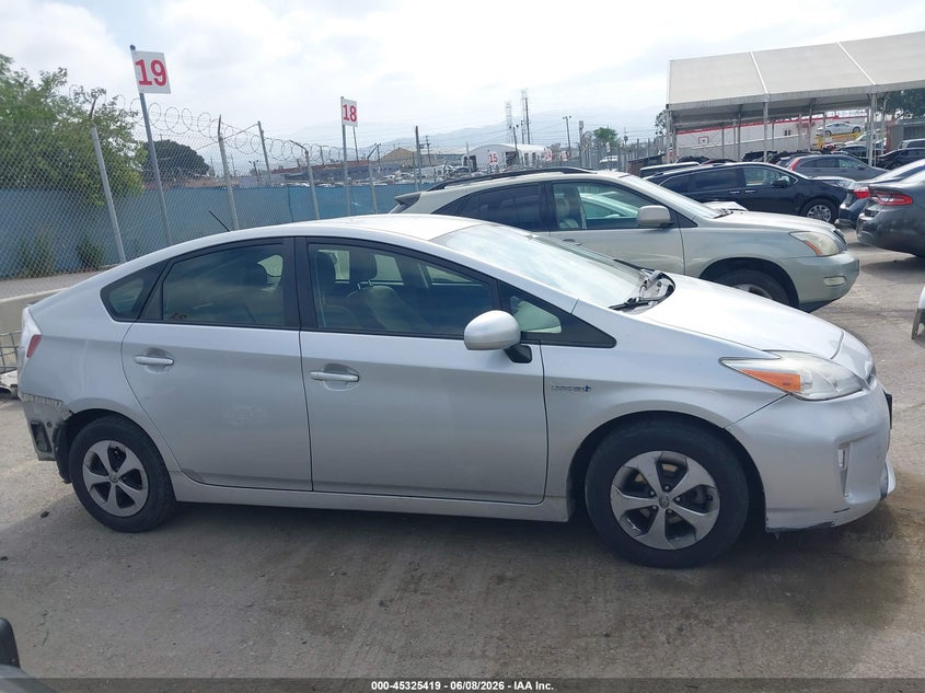 2015 Toyota Prius Two VIN: JTDKN3DU2F1958729 Lot: 45325419