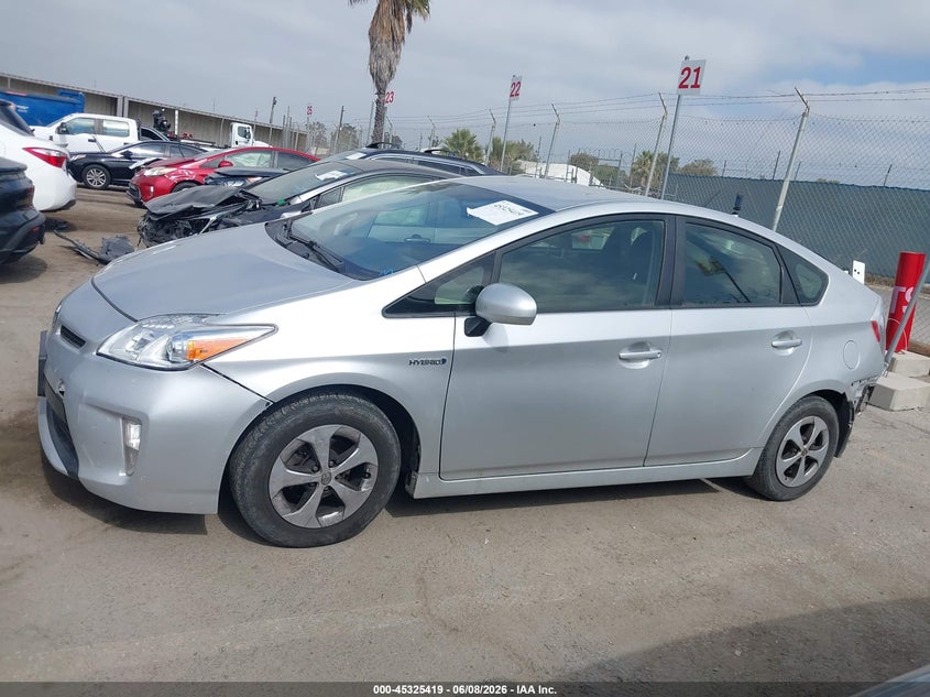 2015 Toyota Prius Two VIN: JTDKN3DU2F1958729 Lot: 45325419