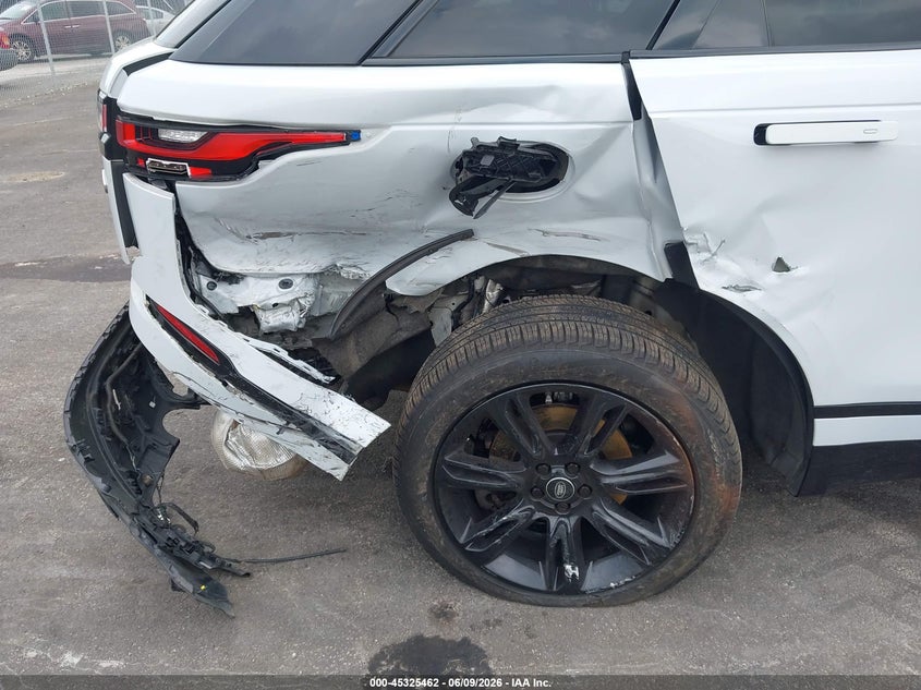 2020 LAND ROVER RANGE ROVER VELAR auction photo 6