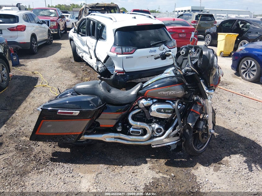 2017 Harley-Davidson Flhxs Street Glide Special VIN: 1HD1KRC35HB641233 Lot: 45325471