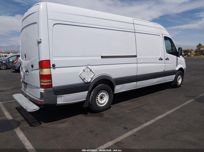 2012 MERCEDES-BENZ SPRINTER 2500 auction photo 4