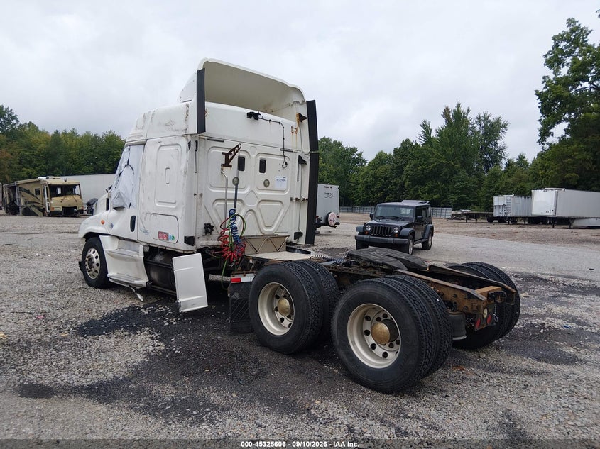 2015 FREIGHTLINER CASCADIA 125 auction photo 3