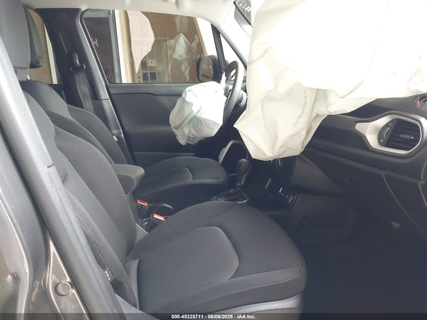2020 JEEP RENEGADE auction photo 5