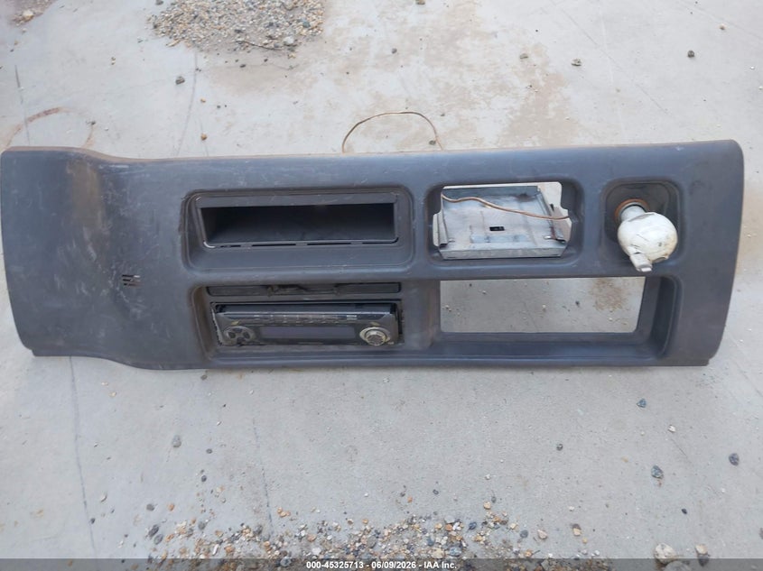 2001 Isuzu Npr VIN: JALC4B14717010546 Lot: 45325713