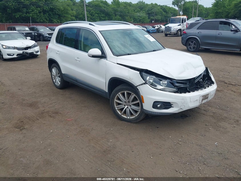 2012 VOLKSWAGEN TIGUAN SE