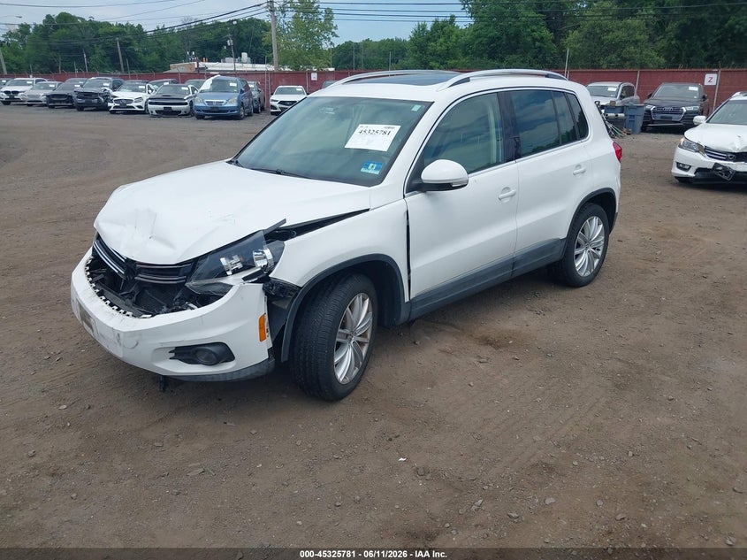 2012 Volkswagen Tiguan Se WVGBV7AX0CW596139 photo 1