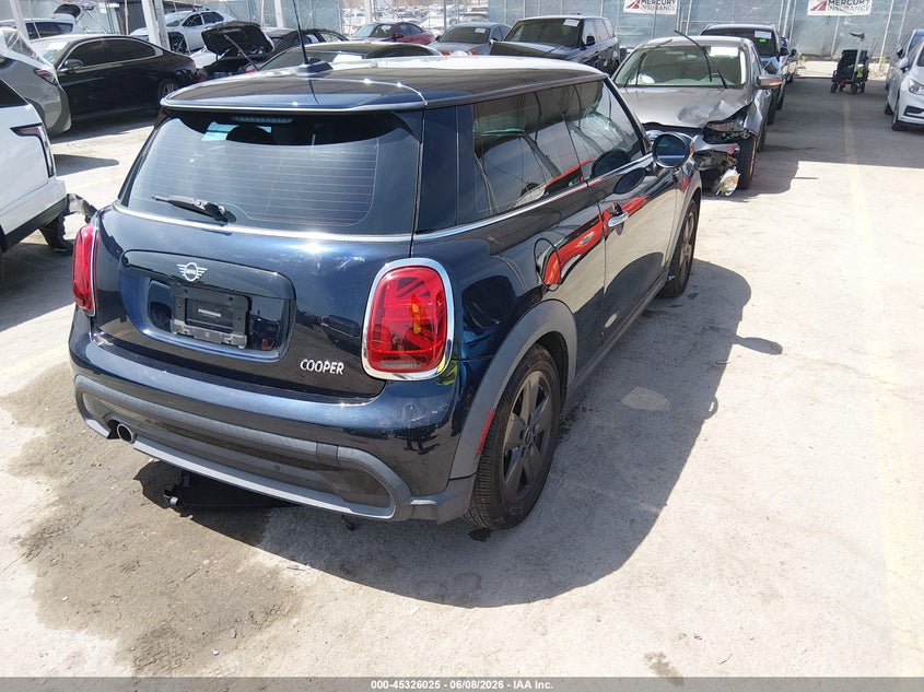 Vin: wmw33dh07n2r75586, lot: 45823958, mini hardtop cooper 20224