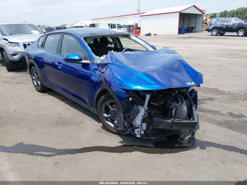 2025 KIA K4 auction photo 1