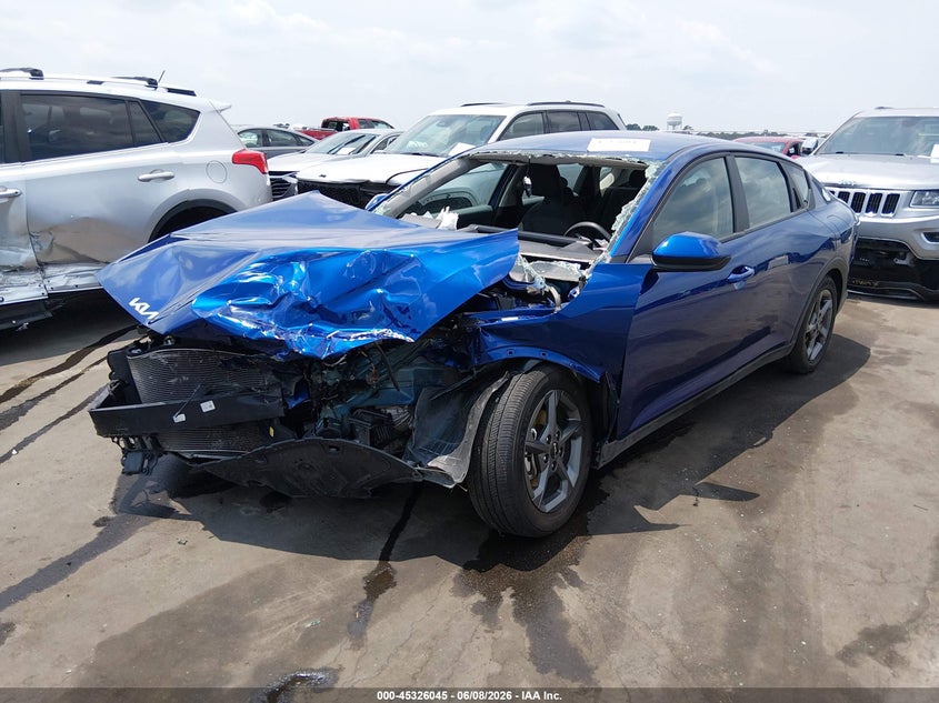 2025 KIA K4 auction photo 2
