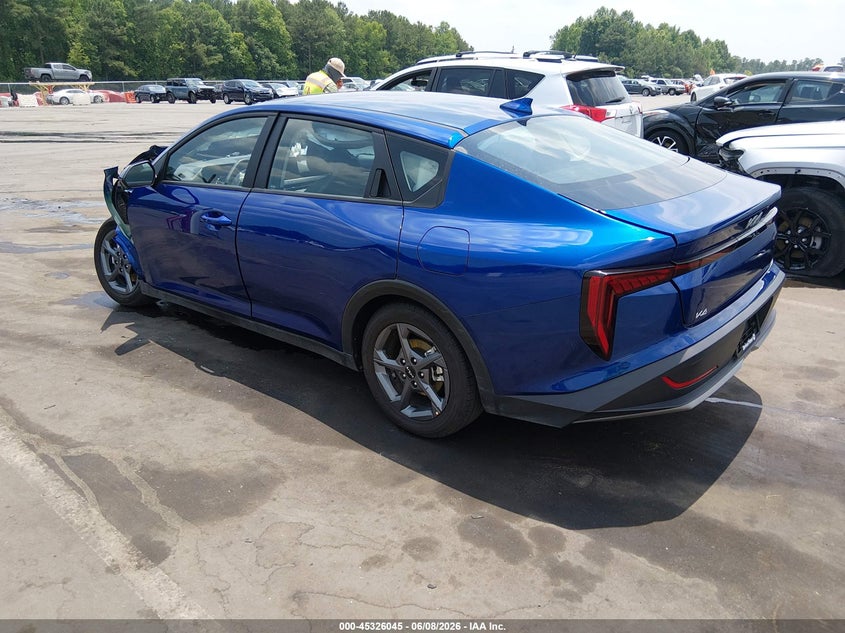 2025 KIA K4 auction photo 3