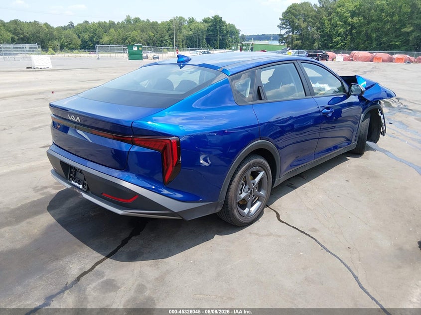 2025 KIA K4 auction photo 4