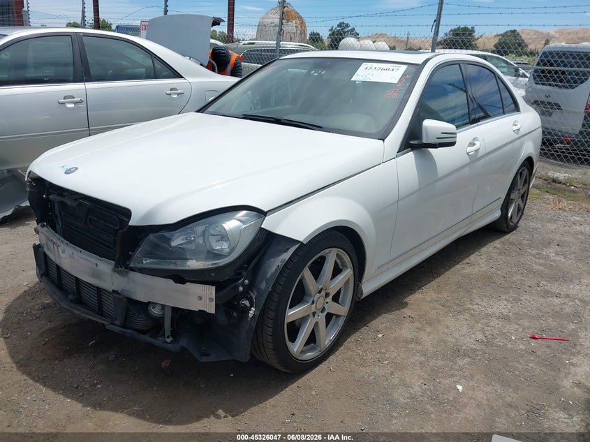 Vin: wddgf4hb0ea943104, lot: 45823980, mercedes-benz c 250 sport 20142