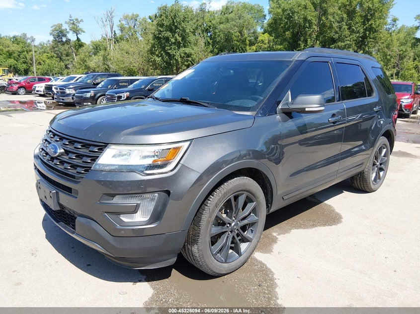 2017 FORD EXPLORER auction photo 2