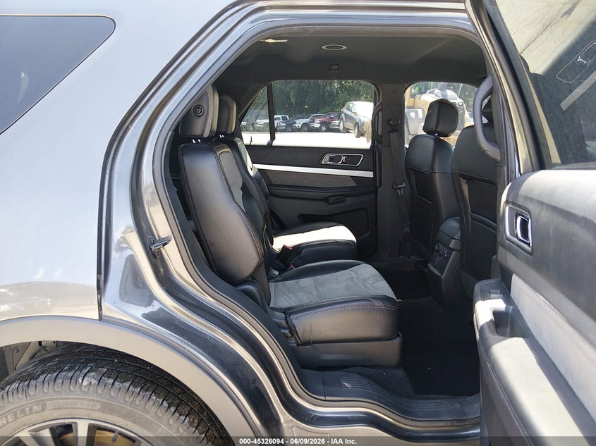 2017 FORD EXPLORER auction photo 8