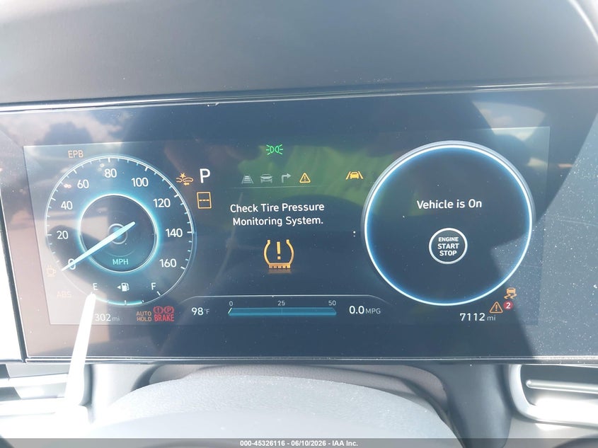 2025 HYUNDAI ELANTRA auction photo 7