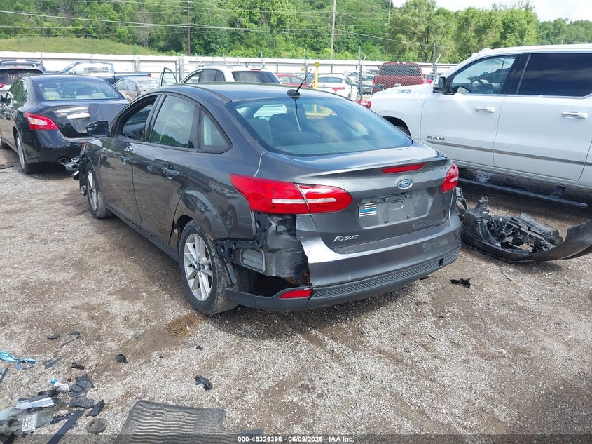 Vin: 1fadp3f29fl239339, lot: 45824329, ford focus se 20153