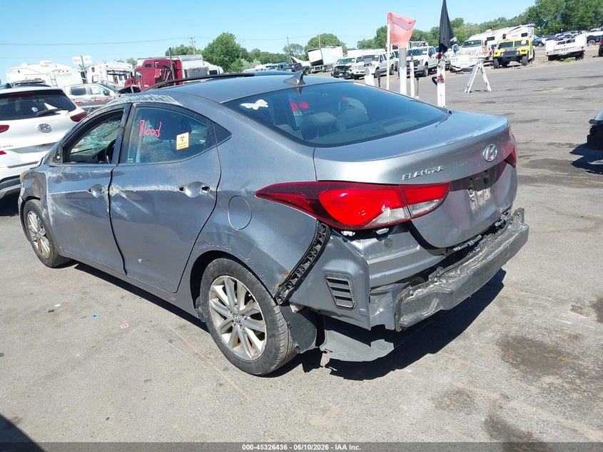 2015 HYUNDAI ELANTRA auction photo 3