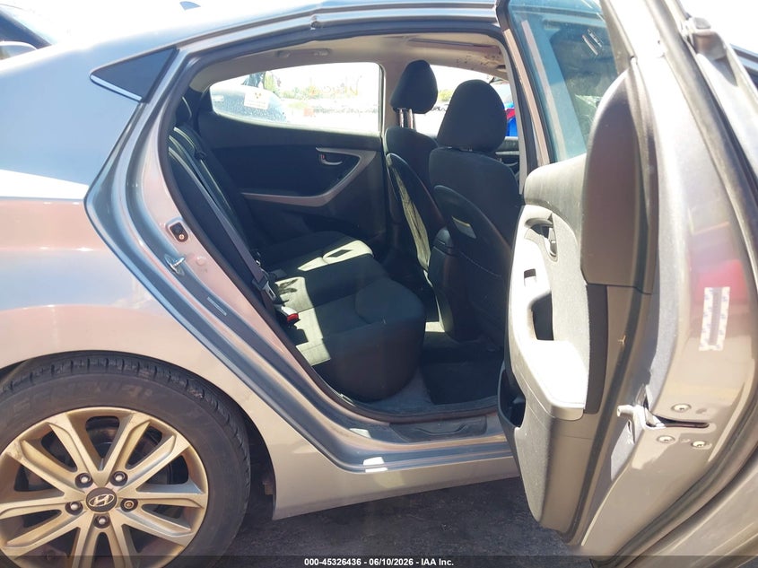 2015 HYUNDAI ELANTRA auction photo 8