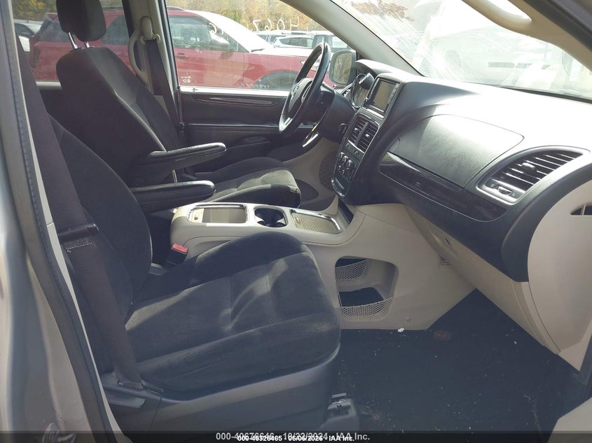 2015 DODGE GRAND CARAVAN auction photo 5