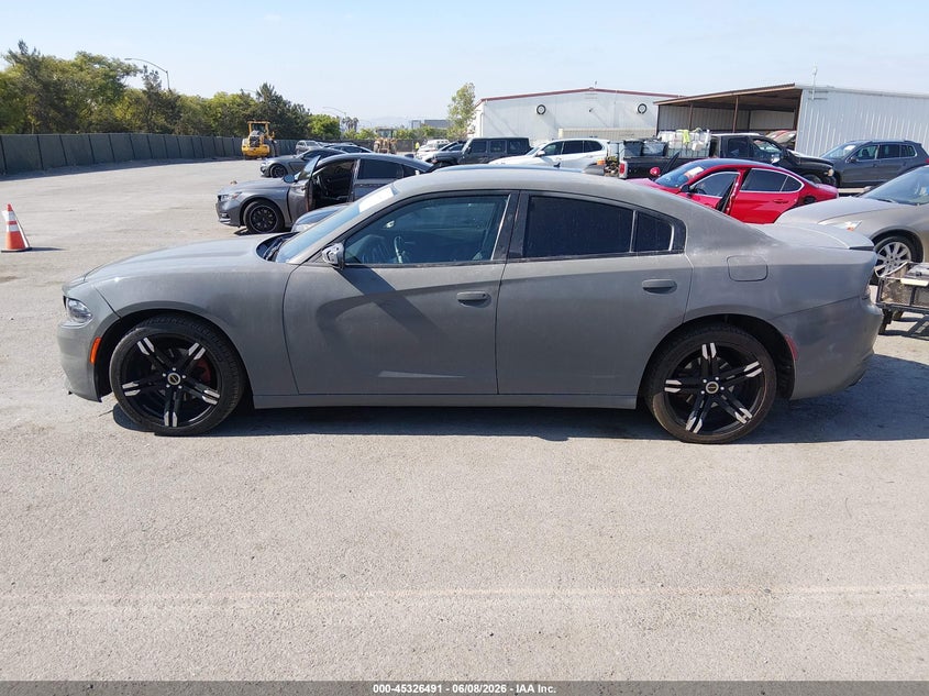 DODGE CHARGER - zdjęcie 14