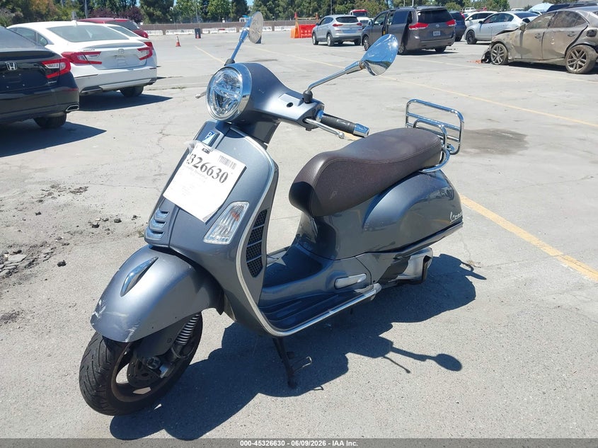 2022 VESPA GTS 300 SUPER UNKNOWN(VIN: ZAPMA39M8N5300593