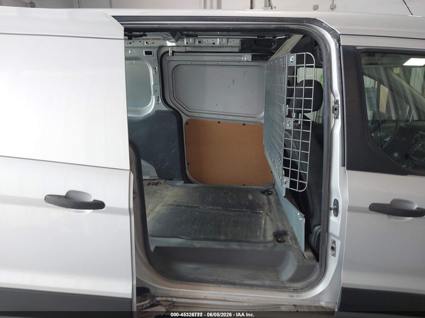 AtlanticExpress - Ford Transit Connect