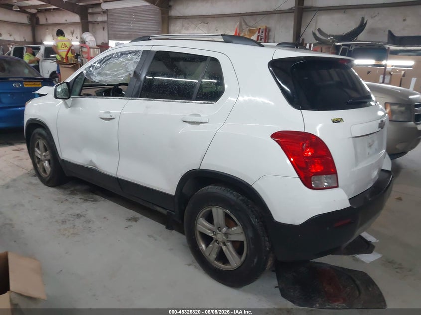 2015 CHEVROLET TRAX auction photo 3