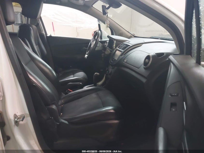 2015 CHEVROLET TRAX auction photo 5