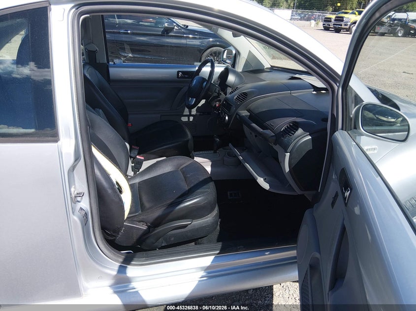 2002 VOLKSWAGEN BEETLE HATCHBACK 1.8L I-4 DOHC, TURBO, 150HP