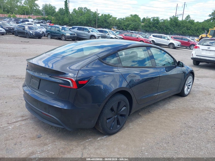 2025 TESLA MODEL 3 auction photo 4