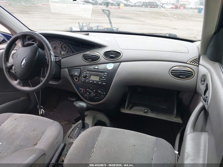 2002 FORD FOCUS auction photo 5