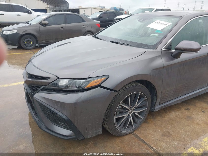TOYOTA CAMRY - zdjęcie 20